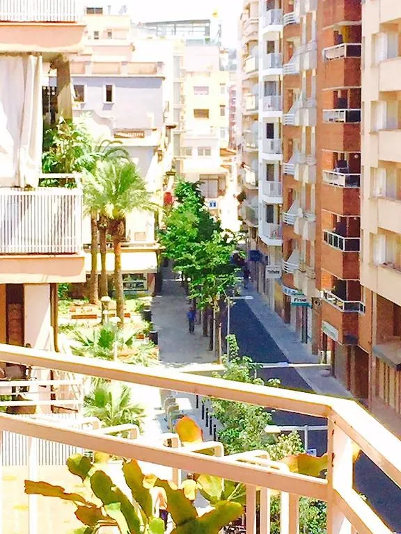 Apartments Rambla Barnes Beach 滨海略雷特